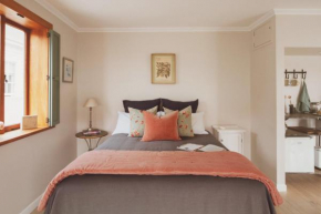 Room For Two, Cambridge